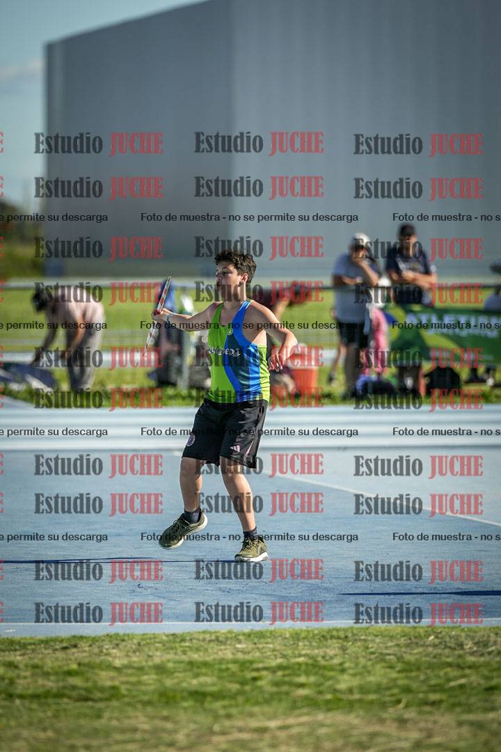 Fotos del lanzamiento de la jabalina de mujeres y varones - U14