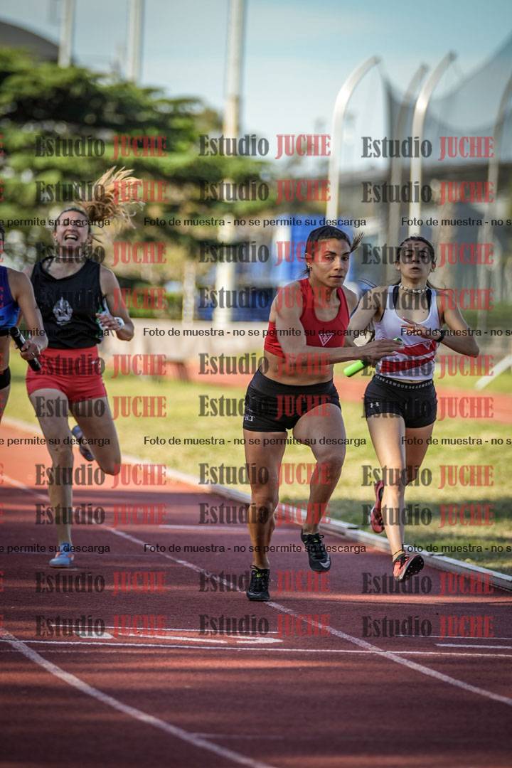 Fotos de las Postas 4x400 m de mujeres