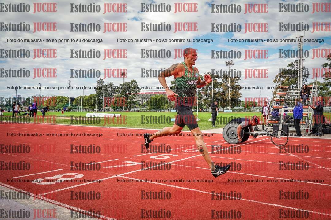 Fotos de los 400 m llanos de varones