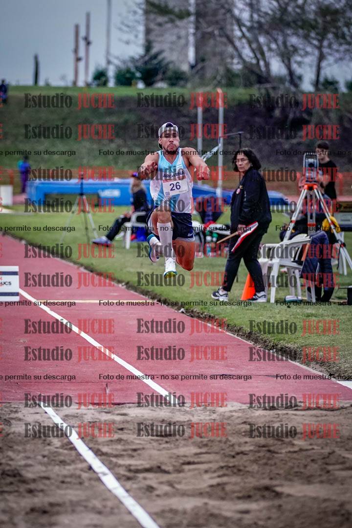 Fotos del salto triple de varones - FINAL