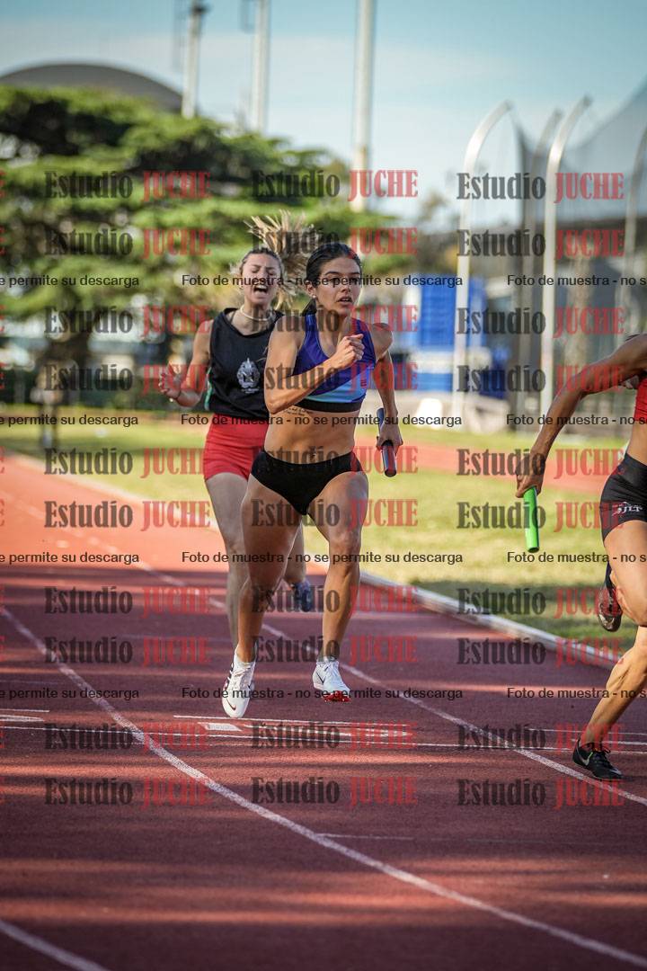 Fotos de las Postas 4x400 m de mujeres