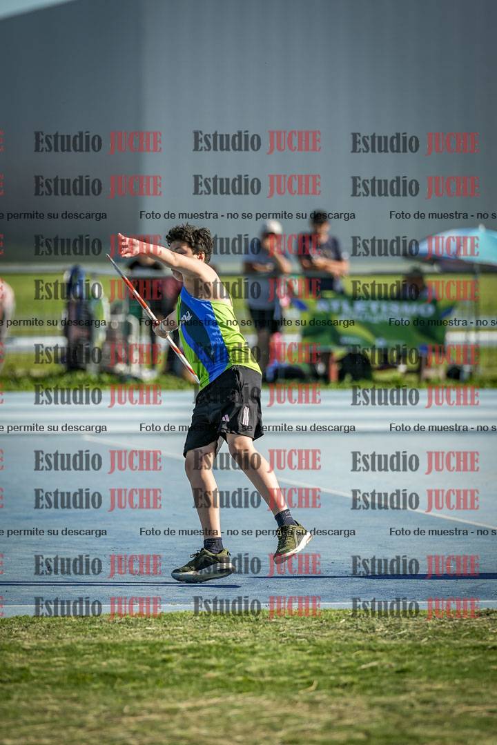 Fotos del lanzamiento de la jabalina de mujeres y varones - U14