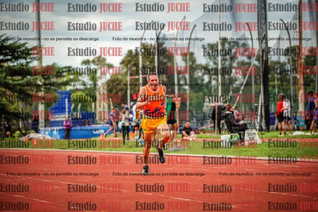 Fotos de los 400 m llanos de varones