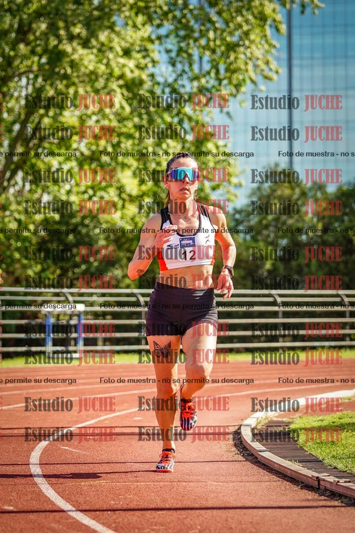 Fotos de los 5000 m llanos de mujeres y varones