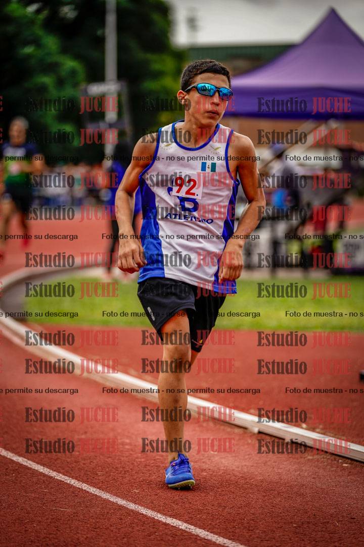 Fotos de los 800 m de varones