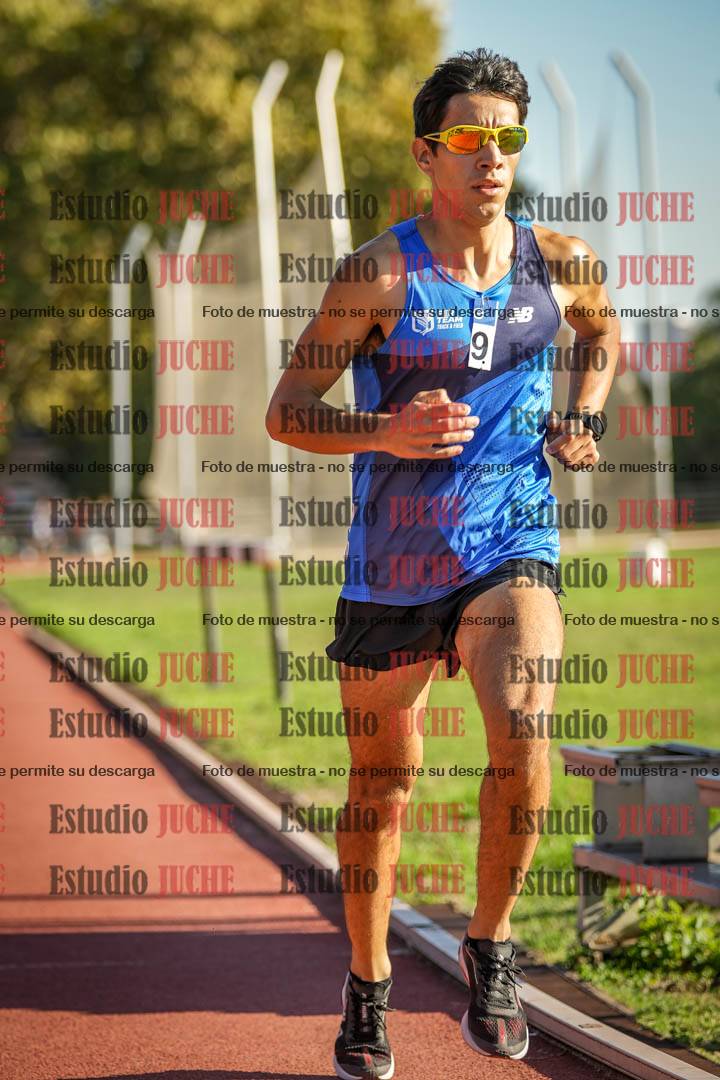 Fotos de los 3000 m llanos de varones