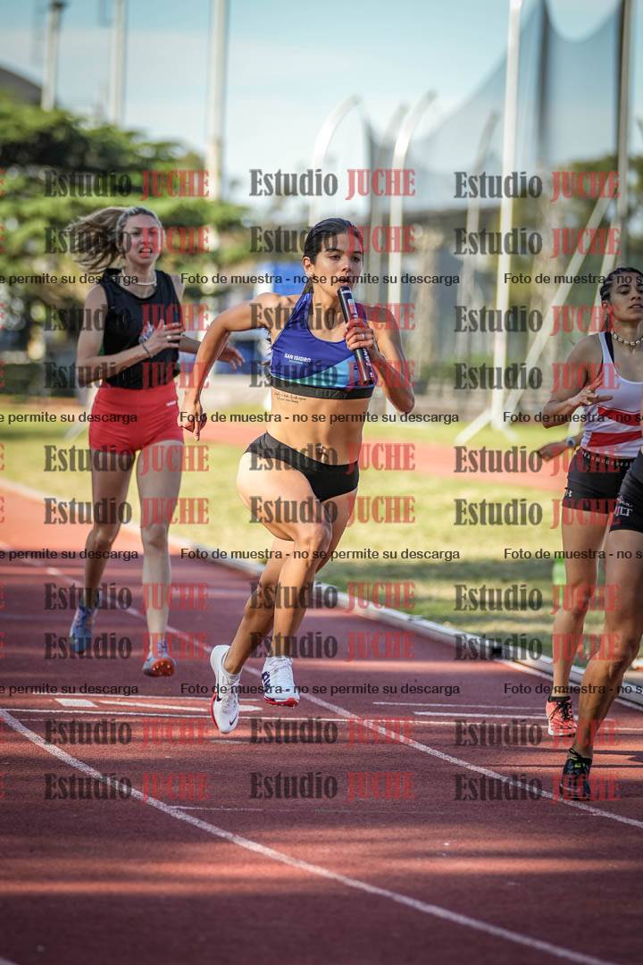 Fotos de las Postas 4x400 m de mujeres