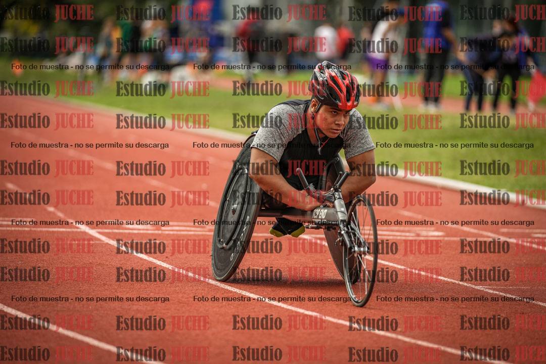 Fotos de los 400 m llanos de varones