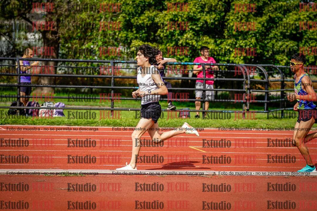Fotos de los 3000 m llanos de varones