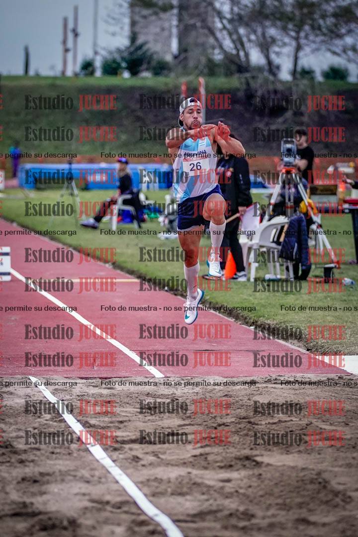 Fotos del salto triple de varones - FINAL