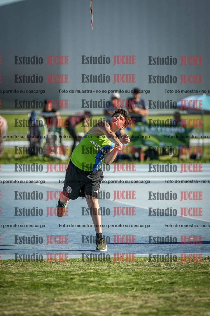 Fotos del lanzamiento de la jabalina de mujeres y varones - U14
