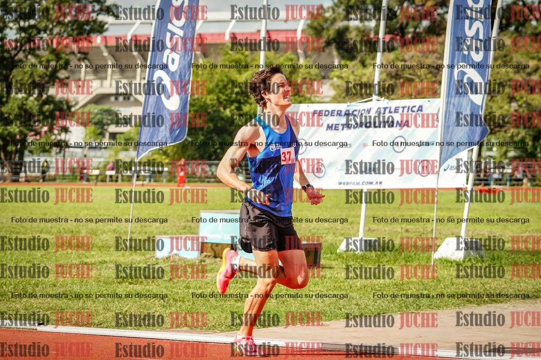 Fotos de los 800 m llanos de varones