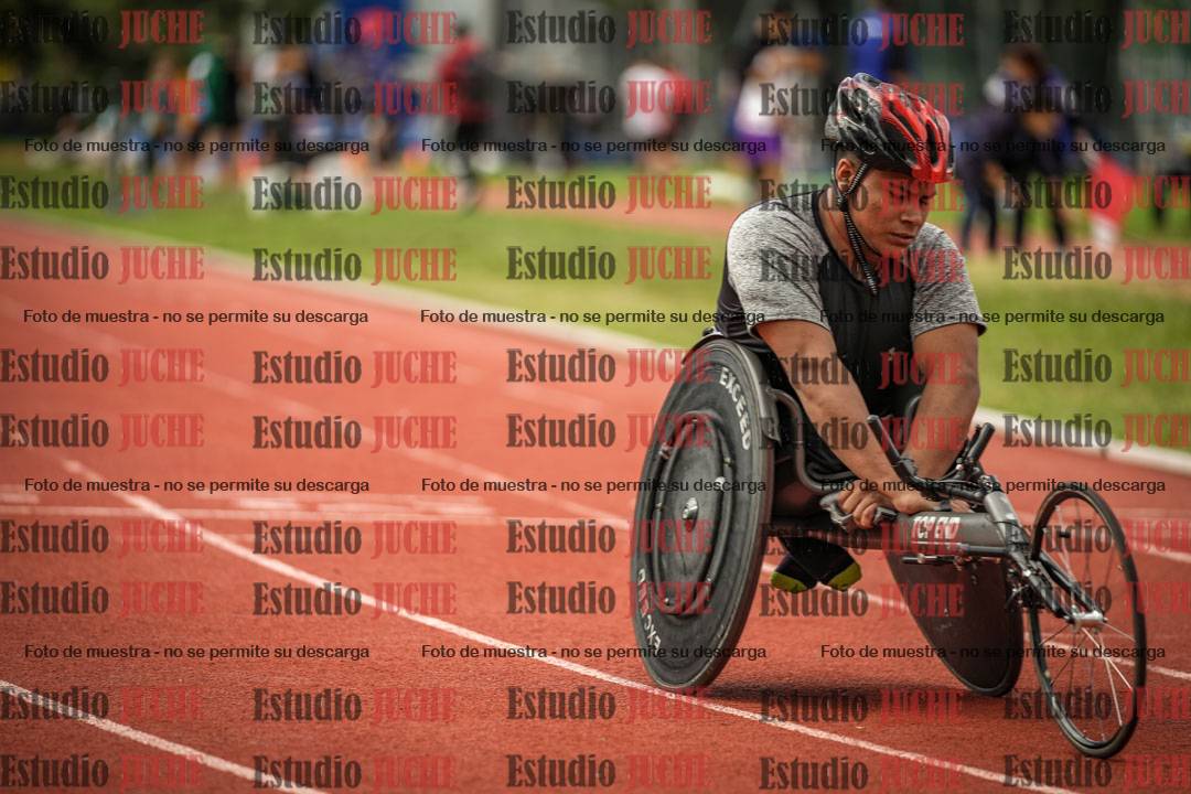 Fotos de los 400 m llanos de varones