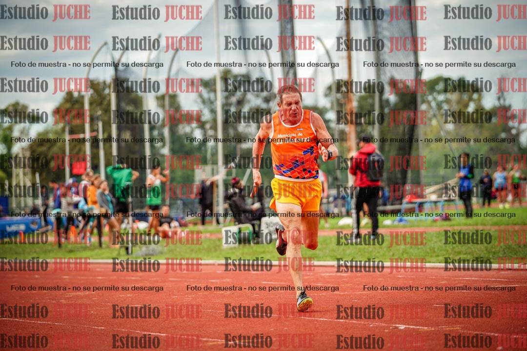 Fotos de los 400 m llanos de varones