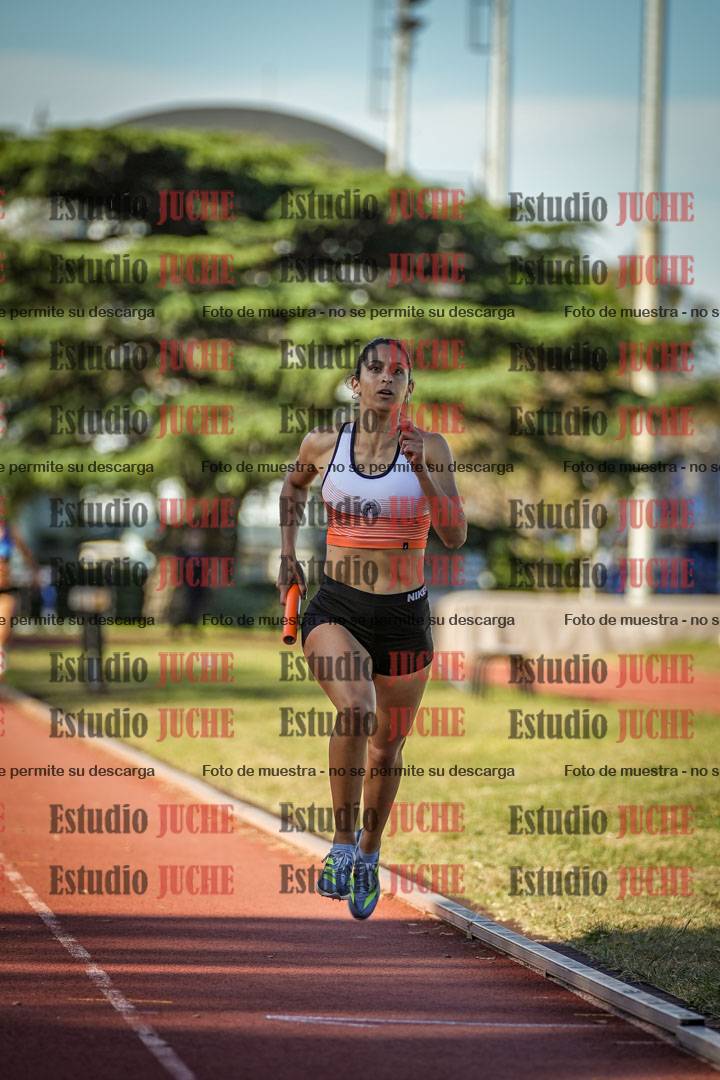 Fotos de las Postas 4x400 m de mujeres