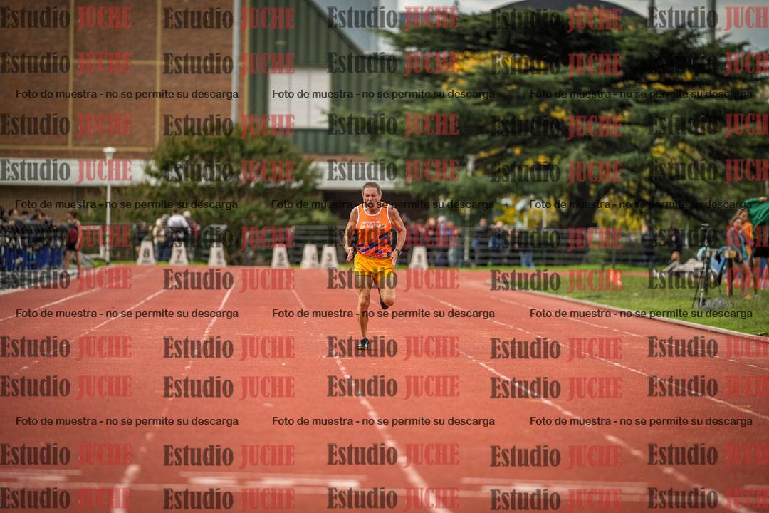 Fotos de los 400 m llanos de varones