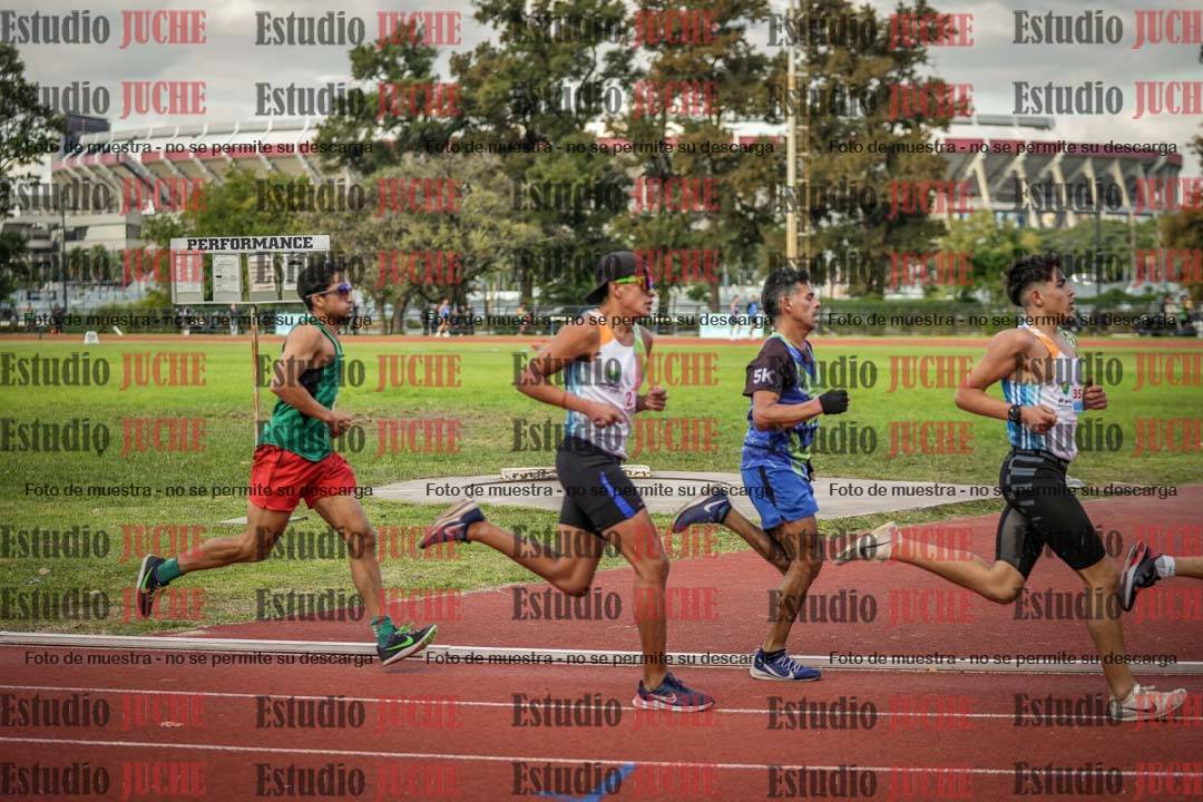 Fotos de los 1500 m llanos de varones