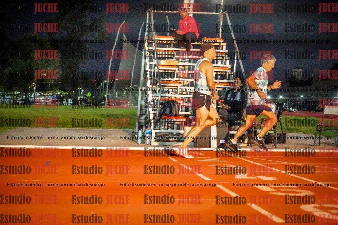Fotos de los 1500 m llanos de varones