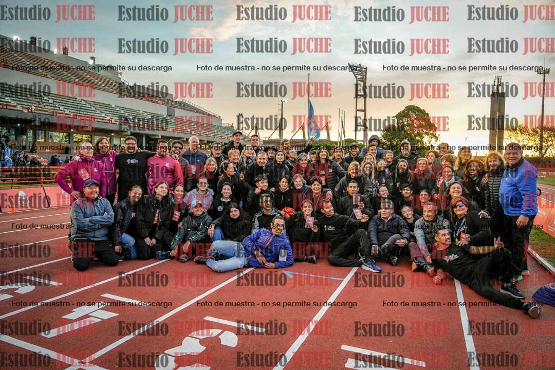 Fotos de algunos extras y podios del día 3