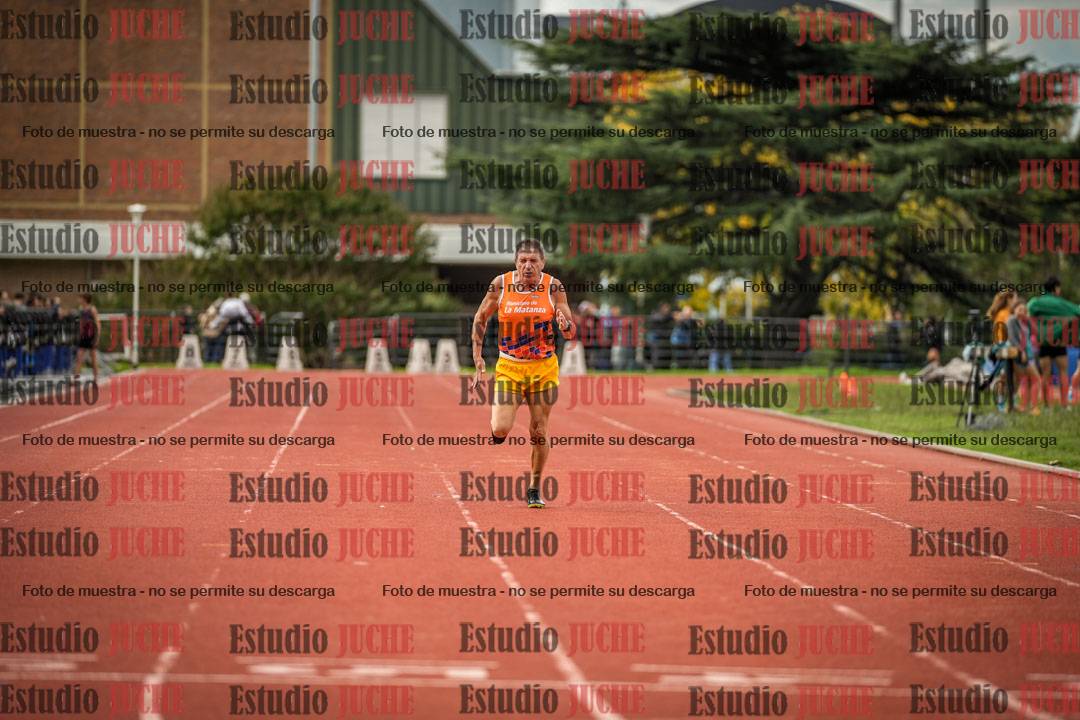 Fotos de los 400 m llanos de varones