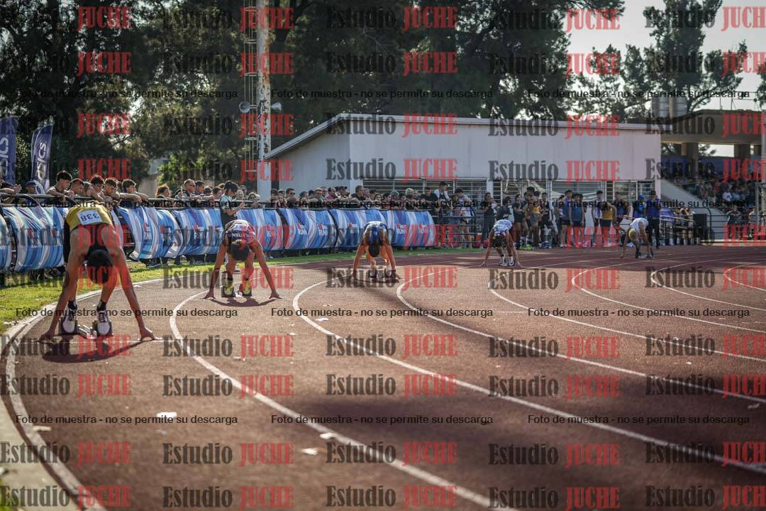 Fotos de los 400 m con vallas de varones