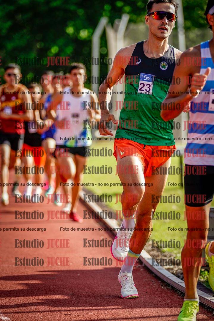 Fotos de los 3000 m llanos de varones
