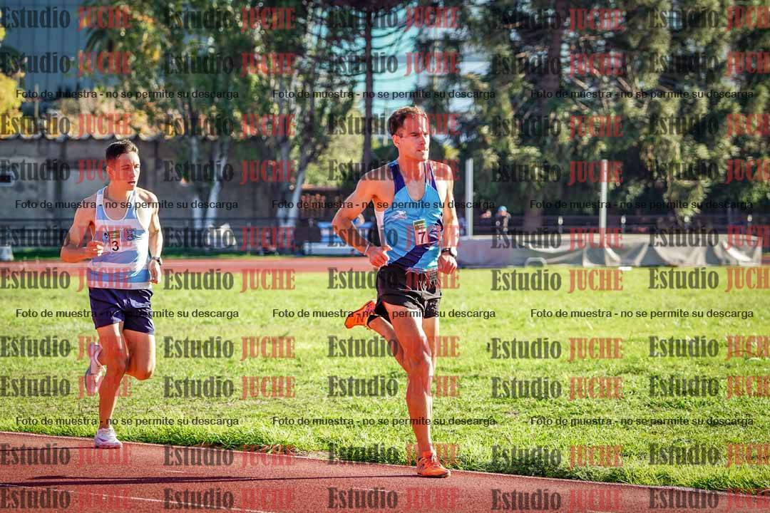 Fotos de los 3000 m llanos de varones