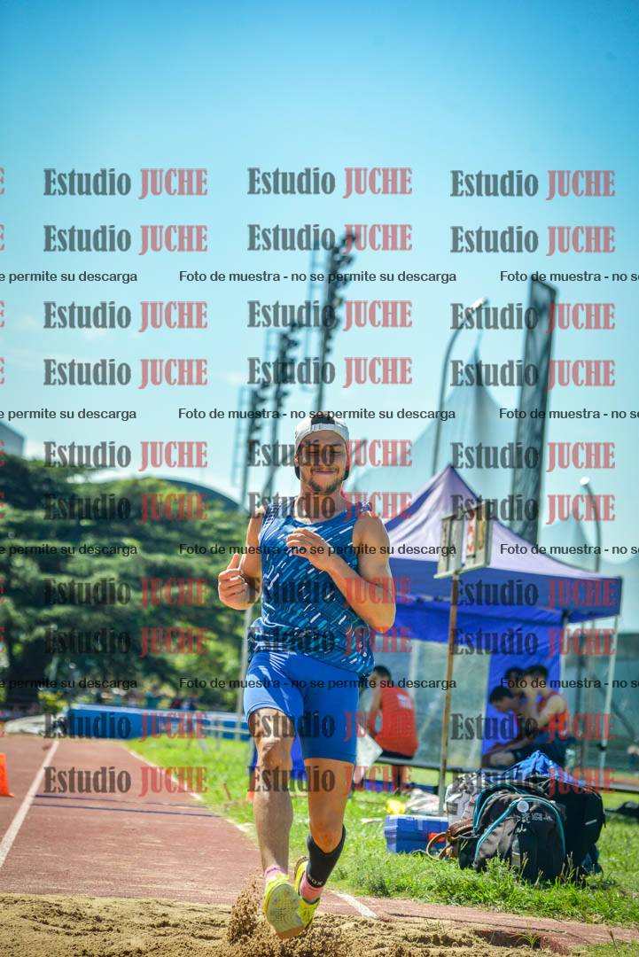 Fotos del salto triple de varones