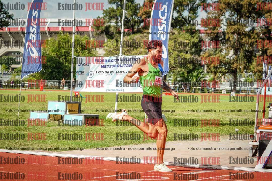 Fotos de los 800 m llanos de varones