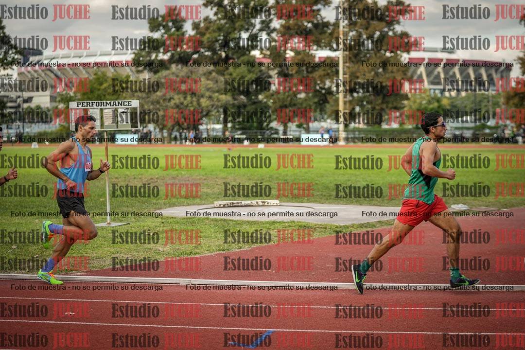 Fotos de los 1500 m llanos de varones