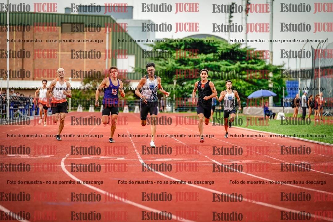 Fotos de los 400 m llanos de varones