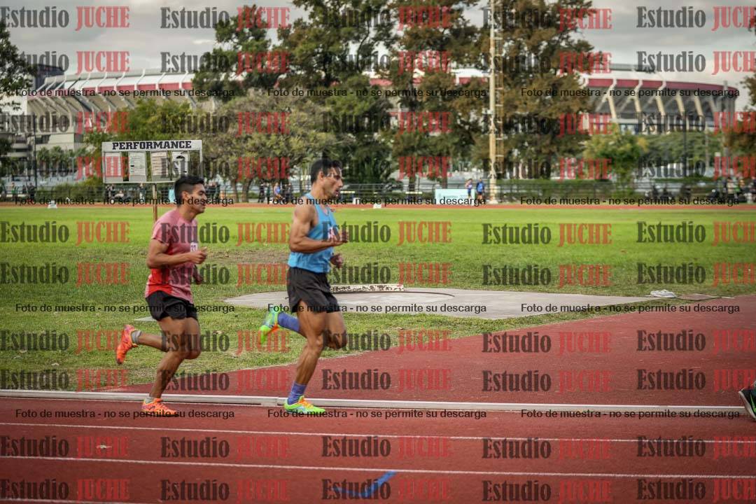 Fotos de los 1500 m llanos de varones