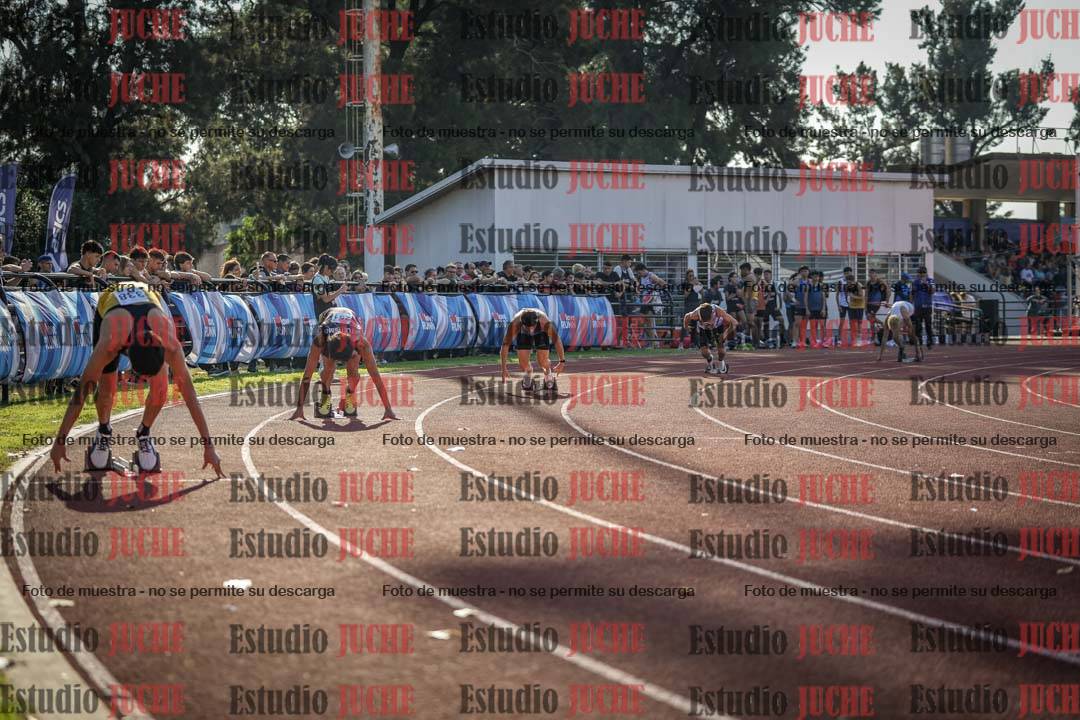 Fotos de los 400 m con vallas de varones