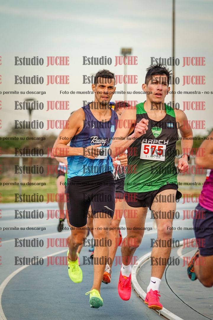 Fotos de los 1500 m llanos de varones