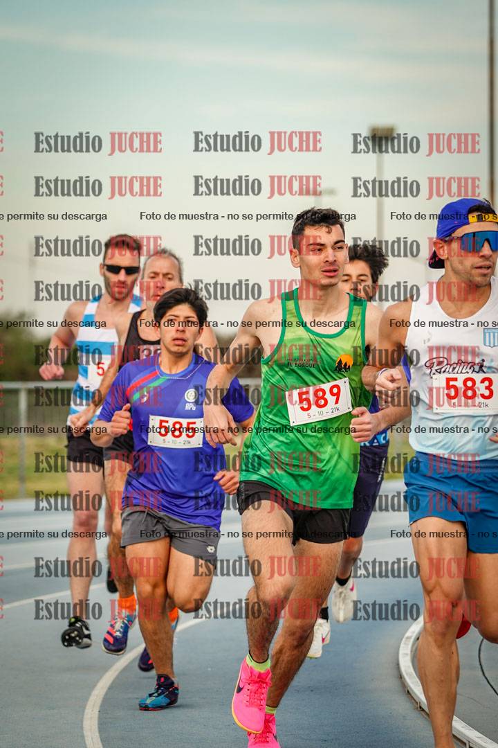 Fotos de los 1500 m llanos de varones