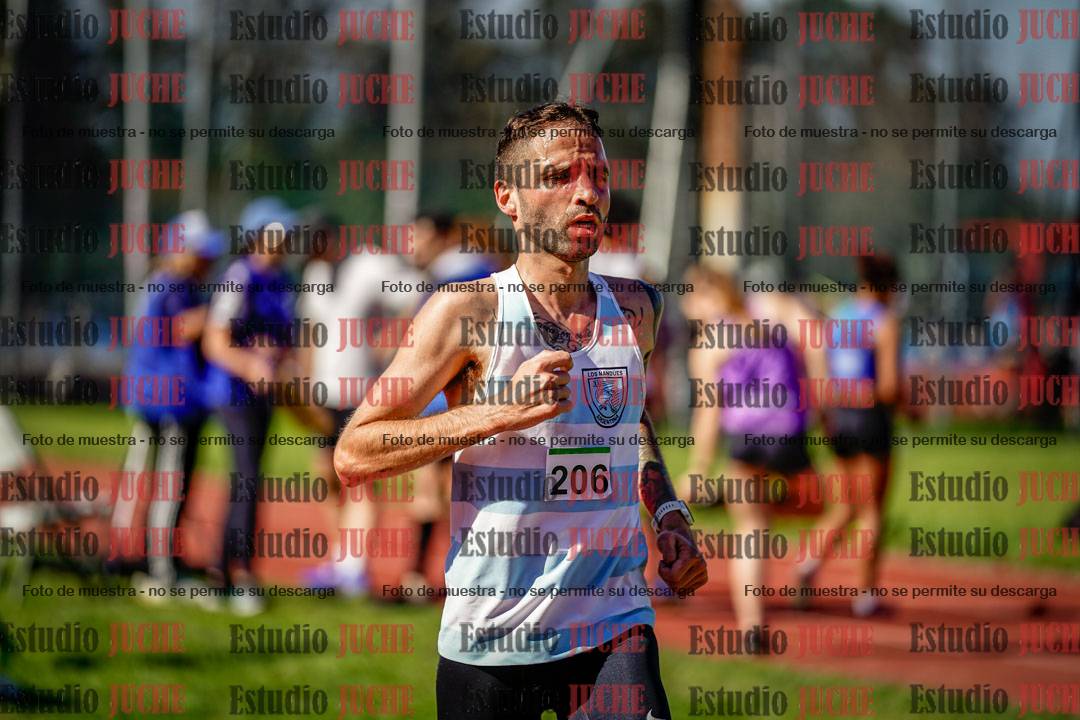 Fotos de los 5000 m llanos de mujeres y varones
