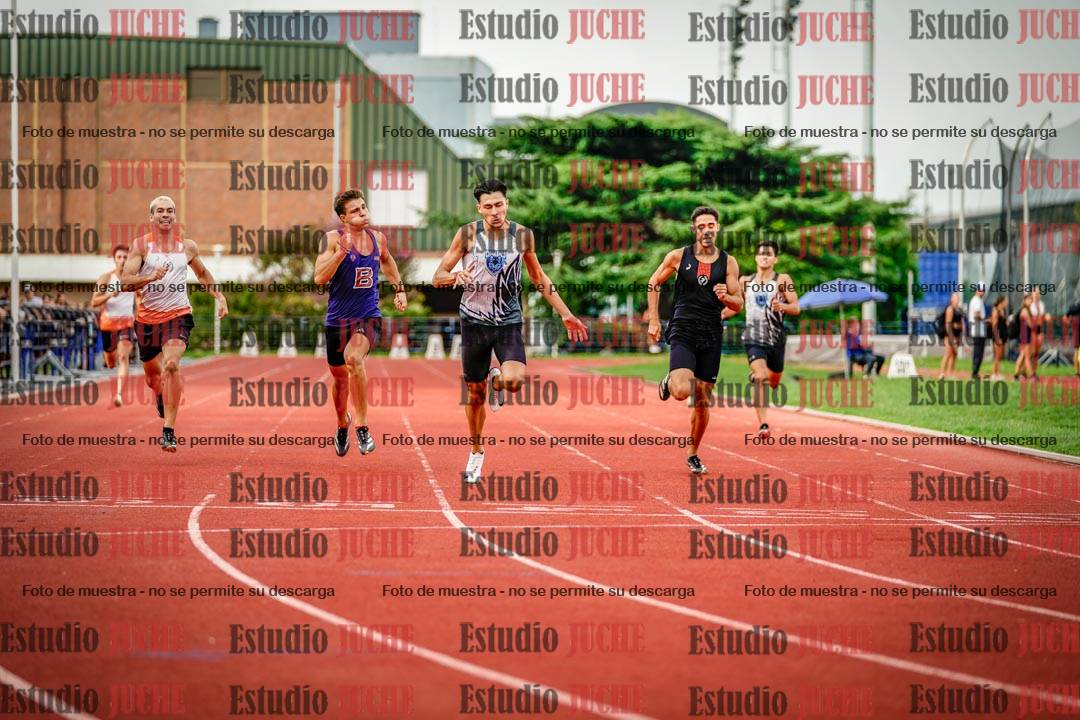 Fotos de los 400 m llanos de varones