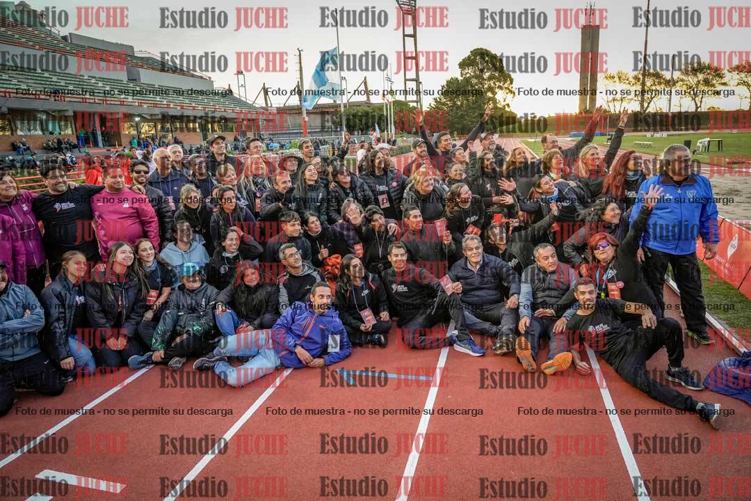 Fotos de algunos extras y podios del día 3