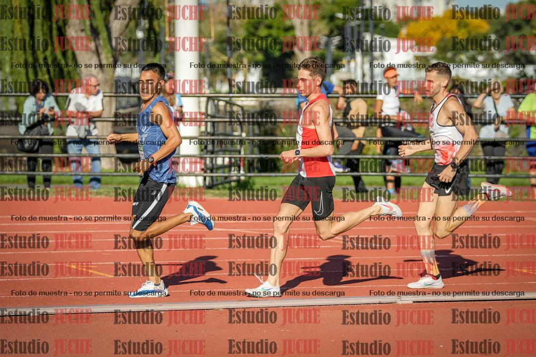 Fotos de los 3000 m llanos de varones