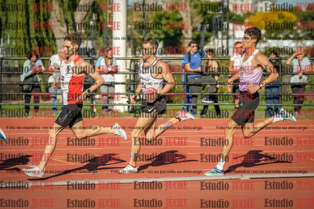 Fotos de los 3000 m llanos de varones