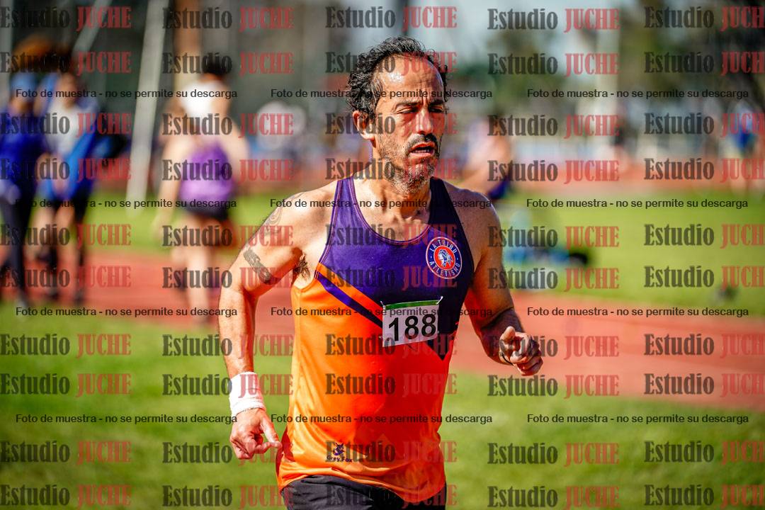 Fotos de los 5000 m llanos de mujeres y varones