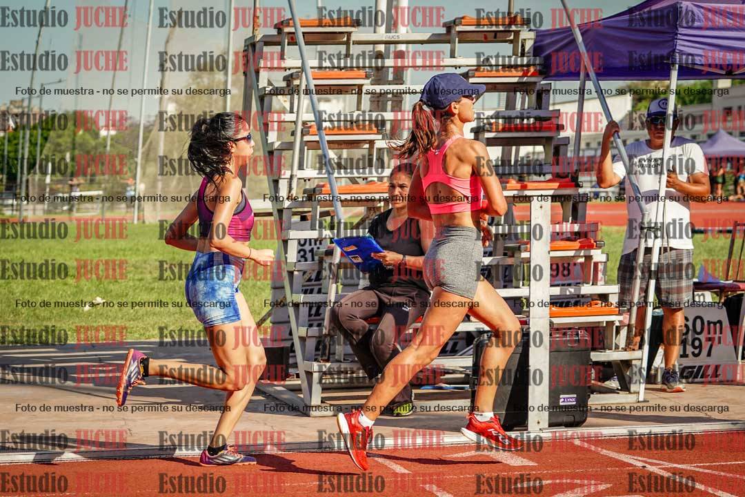 Fotos de los 1500 m llanos de mujeres