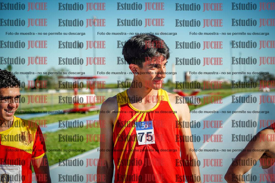 Fotos de los 3000 m llanos de varones