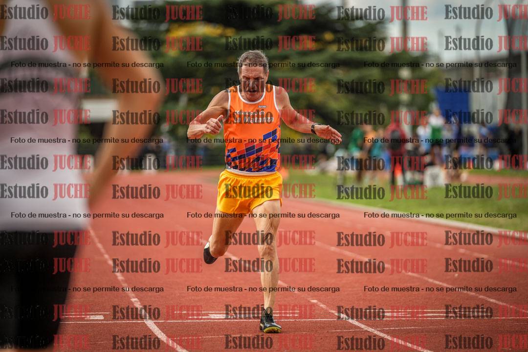 Fotos de los 400 m llanos de varones