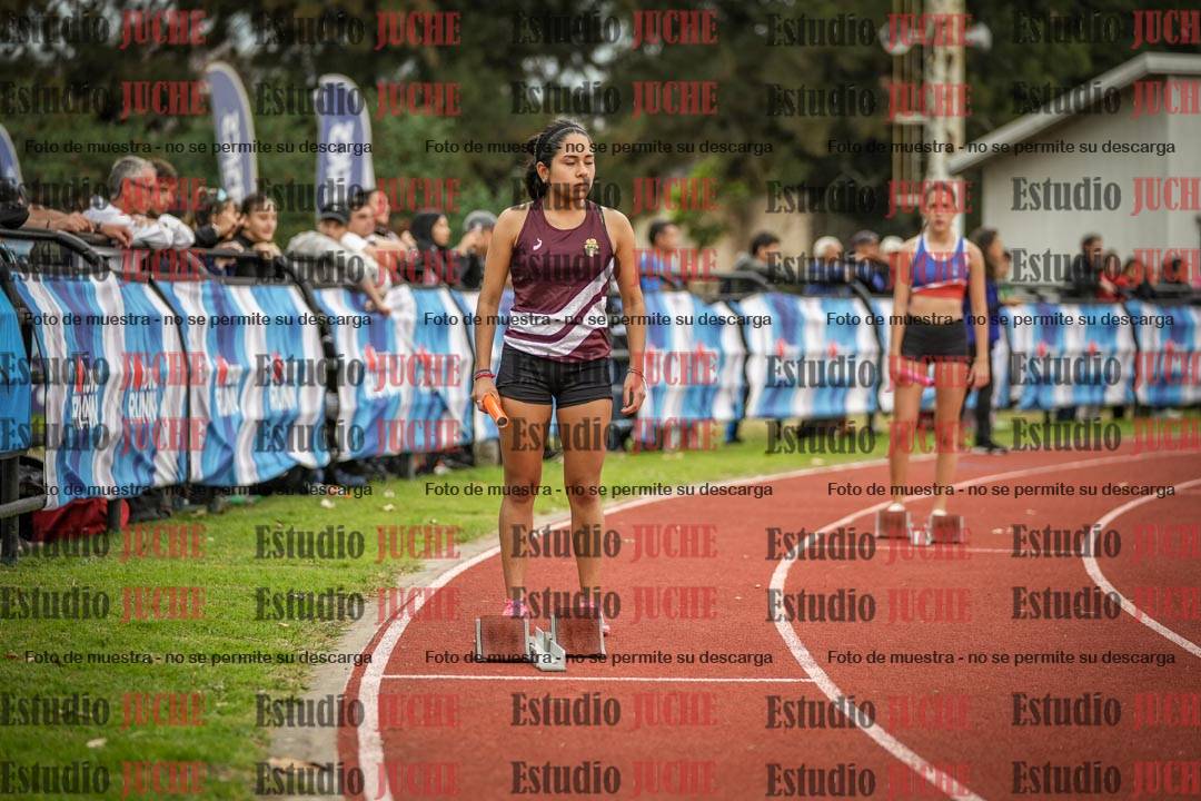 Fotos de las postas 4x100 m llanos de mujeres
