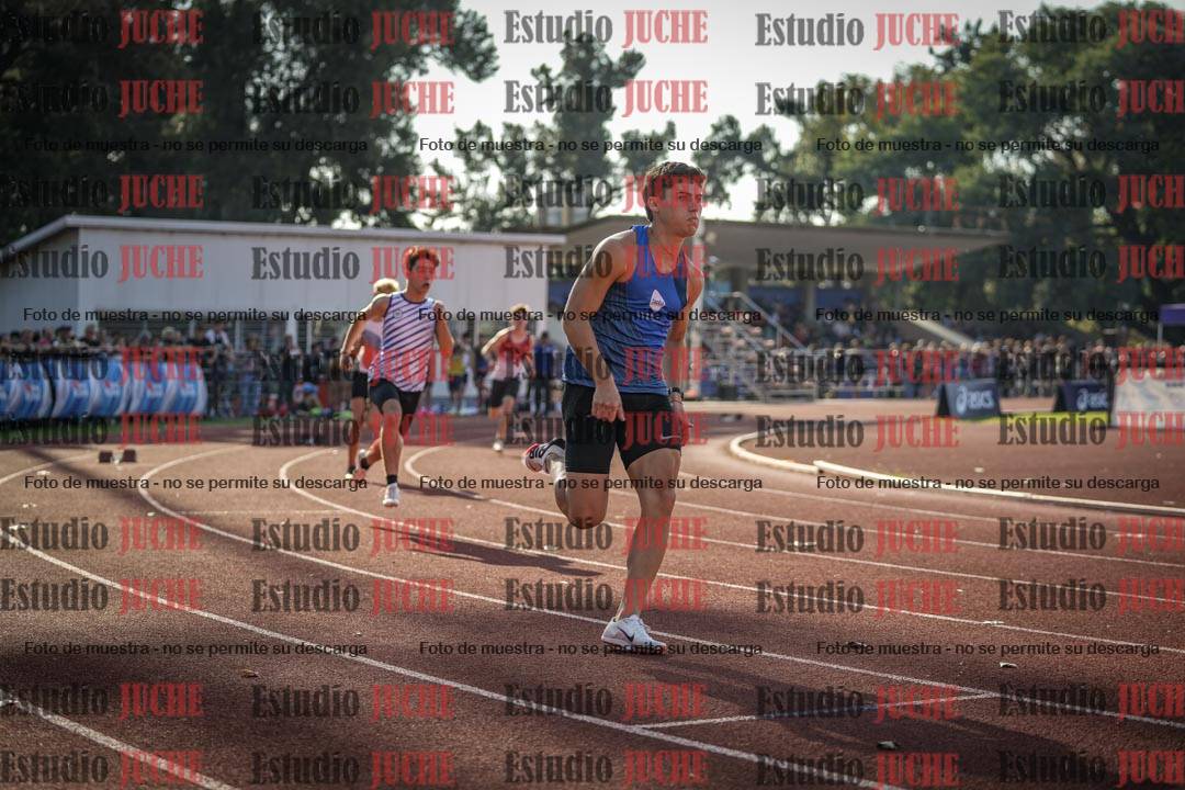 Fotos de los 400 m con vallas de varones