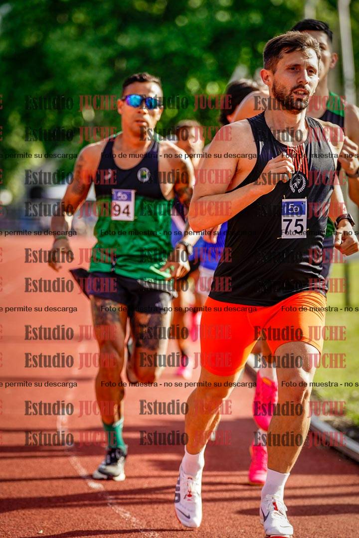 Fotos de los 3000 m llanos de varones