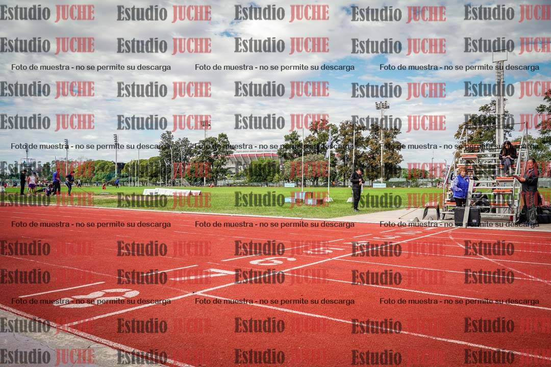Fotos de los 400 m llanos de varones