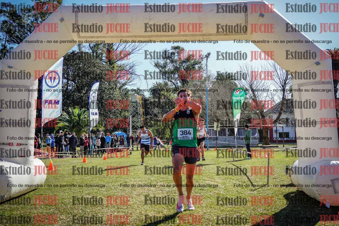 Fotos de la llegada del cross de 8000 m