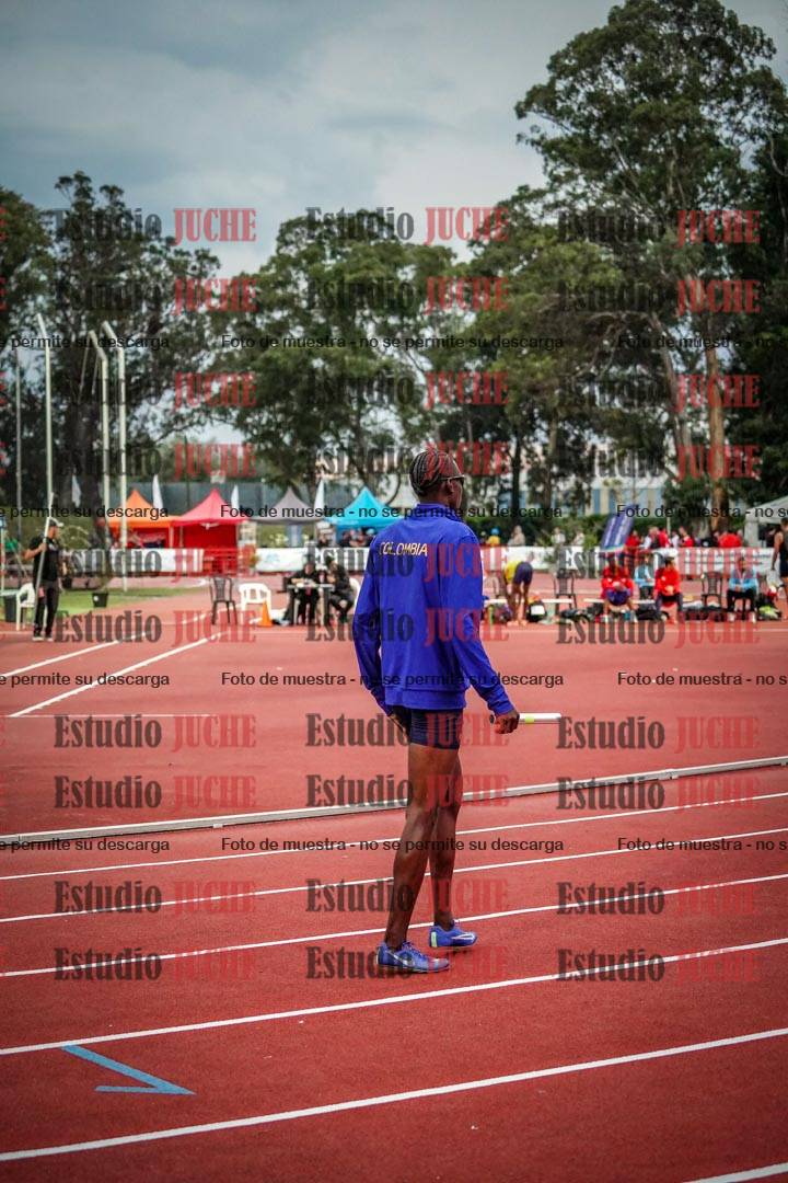 Fotos de los relevos 4x400 m mixtos